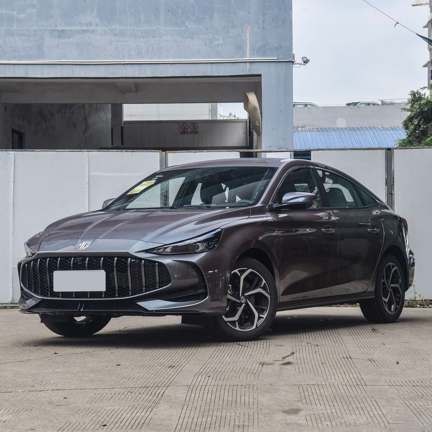 SAIC MG5 compact sedan supplier